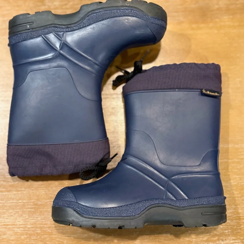 Kamik Youth Snobuster Boot Rubber Insulated Draw String‎ Waterproof Navy Sz 5